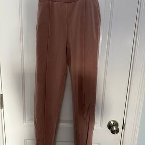 Women's Lululemon old pink pants